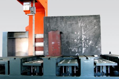 Graphit schneiden - Hochgeschwindigkeits-Graphitschneide-Bandsägemaschine mit bis zu 1400 M/min Schnittgeschwindigkeit und Staubabsaugungsdesign