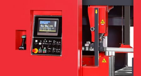 连结QC Code - 连结扫描器、有固定式、手持式。接受一维条码BAR CODE、二维条码QR CODE。